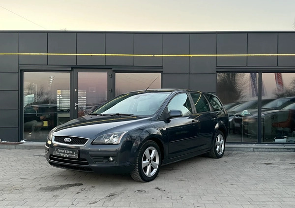 Ford Focus cena 9900 przebieg: 255000, rok produkcji 2007 z Gniezno małe 301